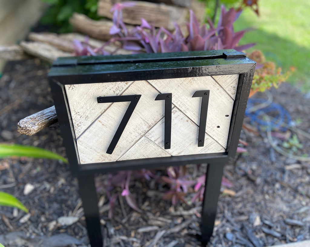 Wood Address Sign Metal number