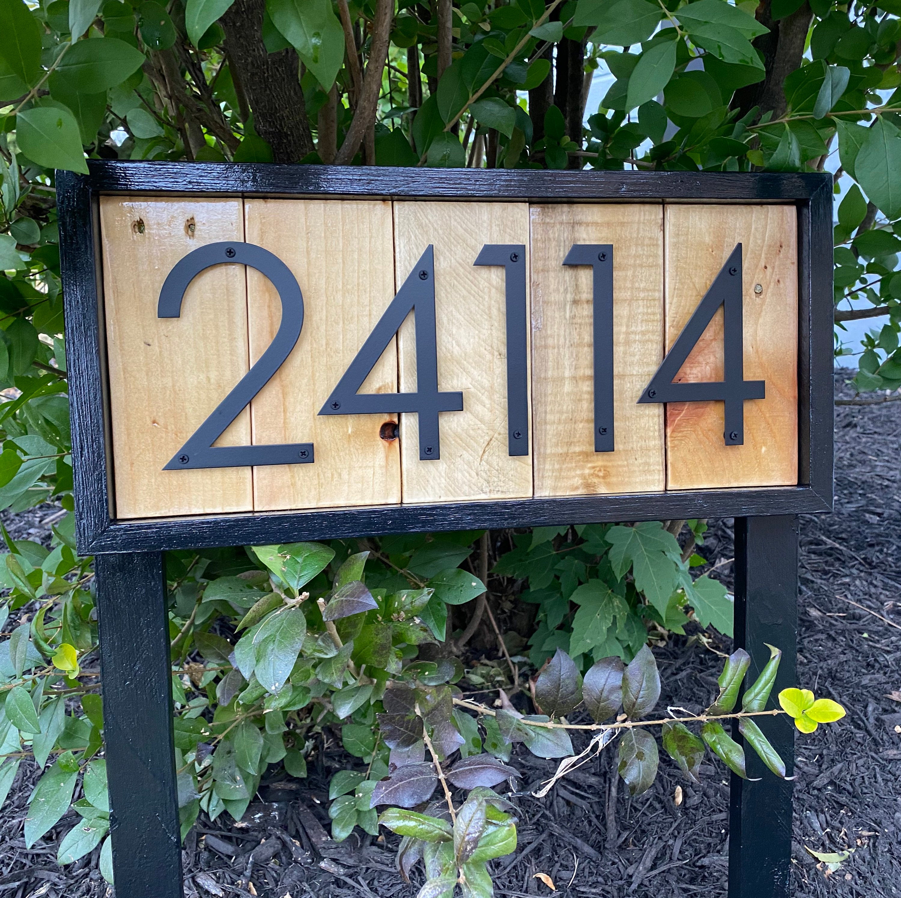 Wood Address Sign Metal number
